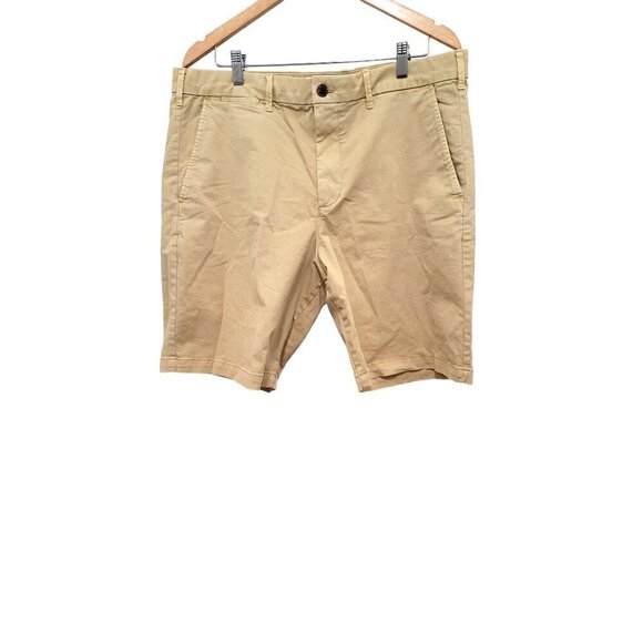 GAP BERMUDA MUSTACHE SHORT SIZE 36 - Picture 2 of 11